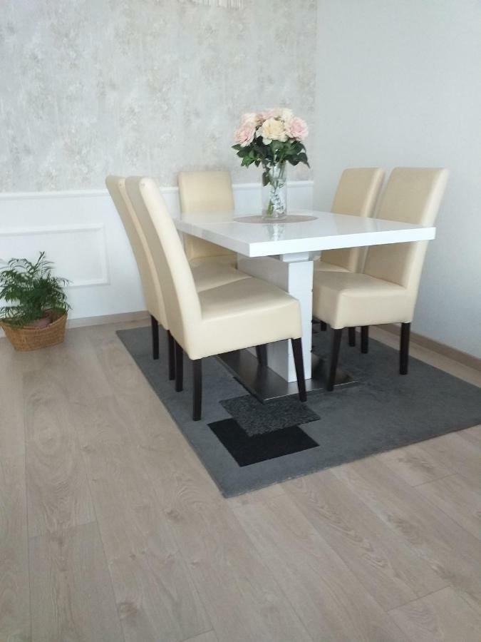 Apartman Jurilj Makarska Esterno foto