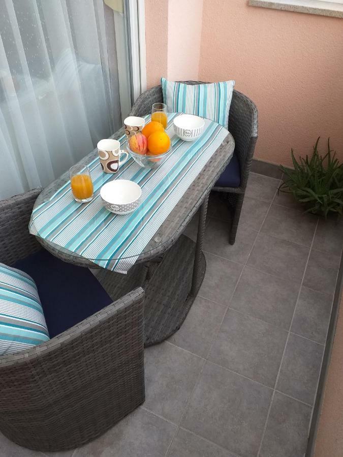 Apartman Jurilj Makarska Esterno foto