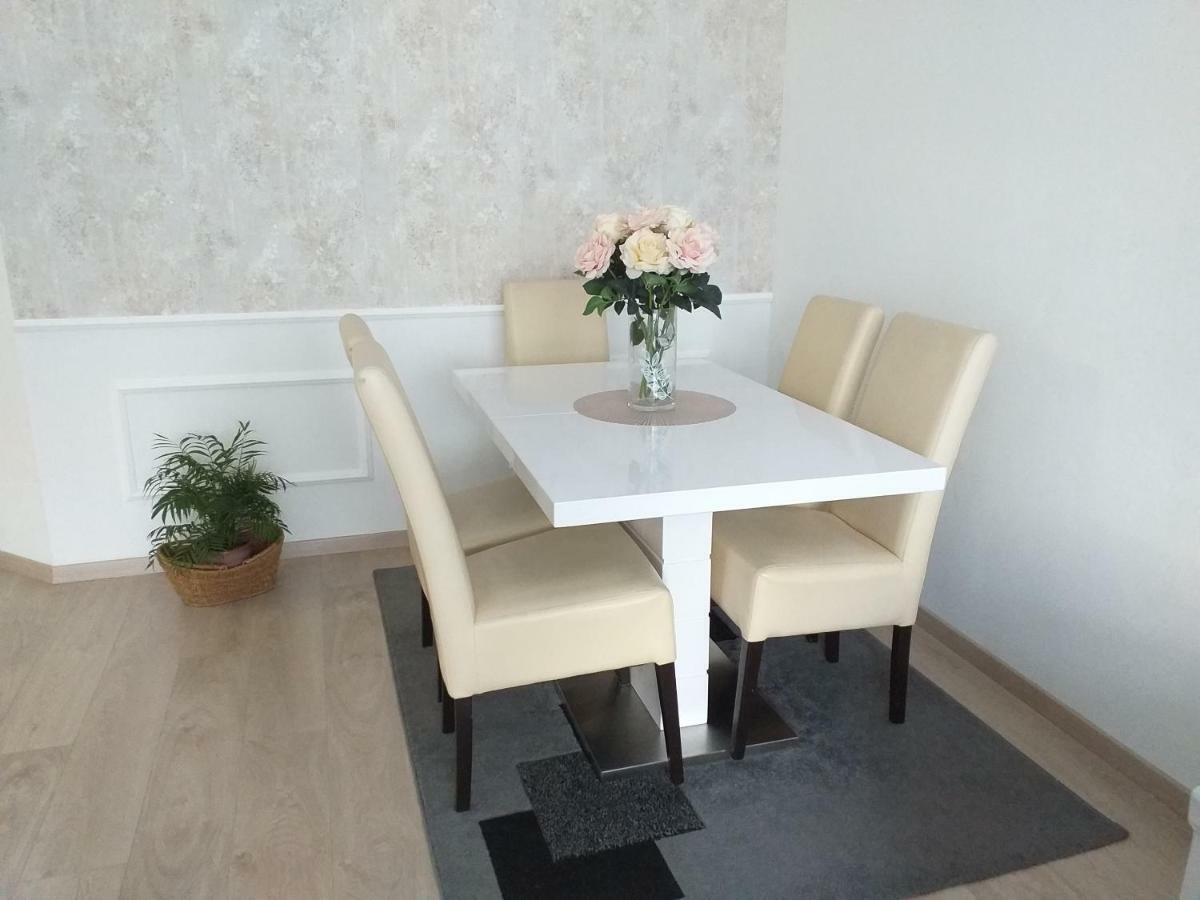 Apartman Jurilj Makarska Esterno foto